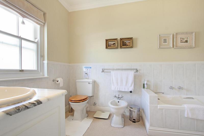 To Let 3 Bedroom Property for Rent in Steenberg Estate Western Cape